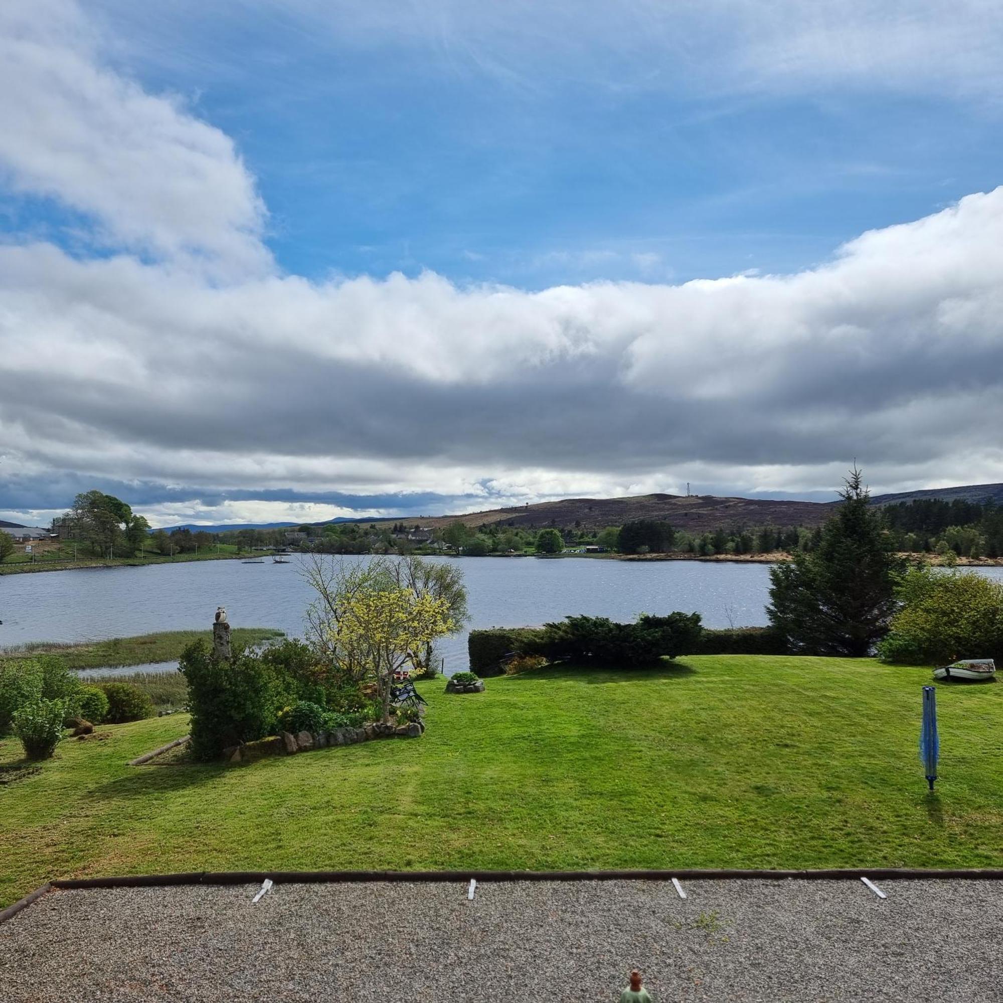 ホテル Loch View, レアーグ エクステリア 写真